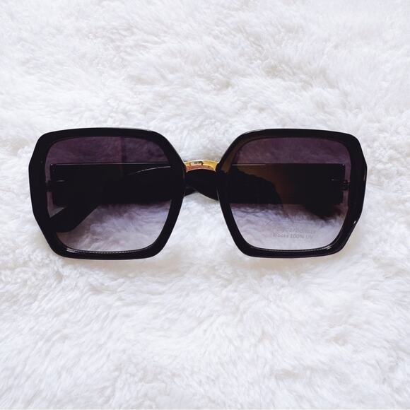 Stylens Accessories - Layla Black Sleek Square Sunglasses